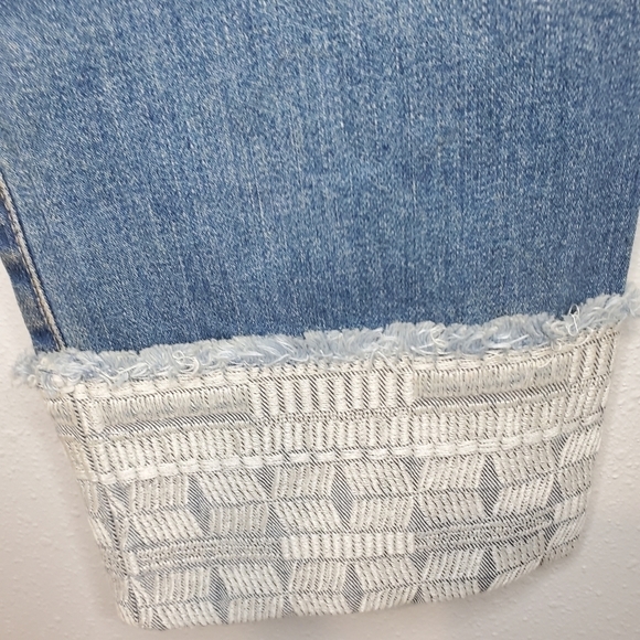 AG Stevie Slim Straight Cuffed - Picture 7 of 11